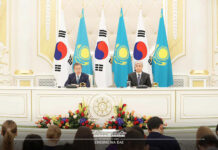 Kazak leader to visit Korea next week, patriot’s remains to come home