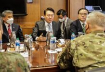 President-elect Yoon visits main USFK base in Pyeongtaek