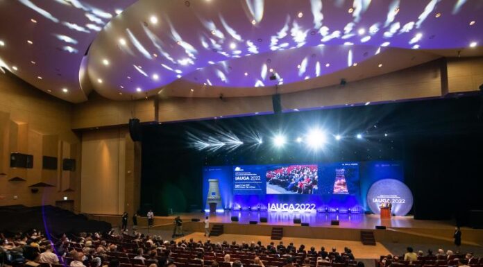 Int’l astronomy event in Busan attracts 1,800 scholars